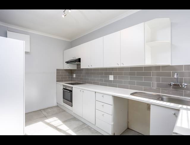 2 BEDROOM APARTMENT TO LET IN TAMBOERSKLOOF